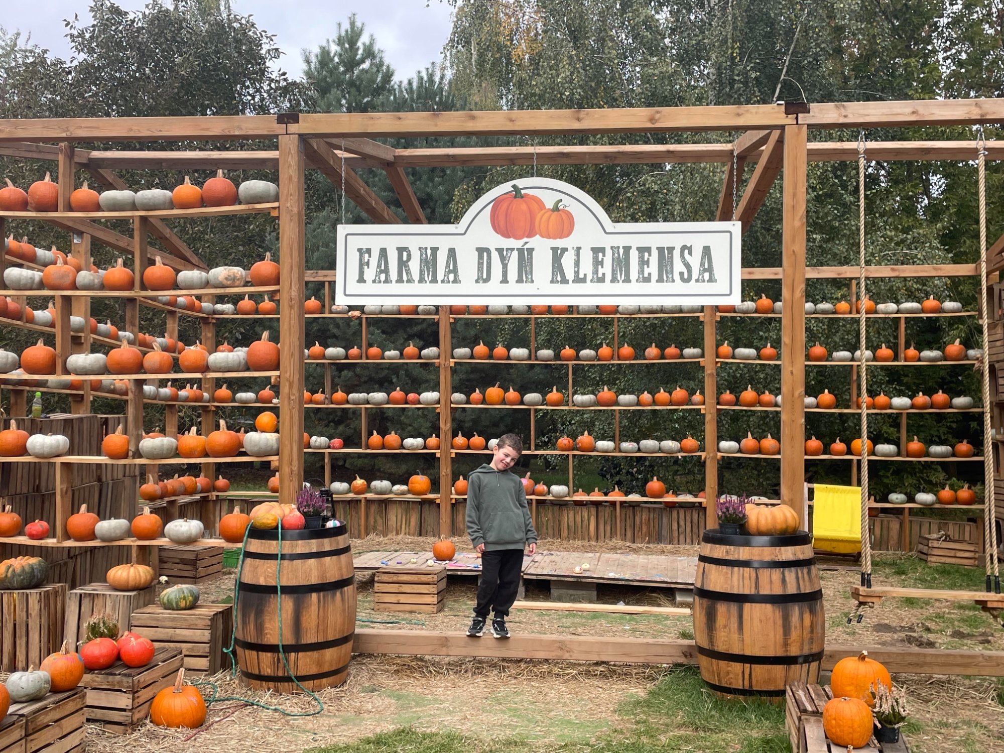 ילד בחוות הדלועות